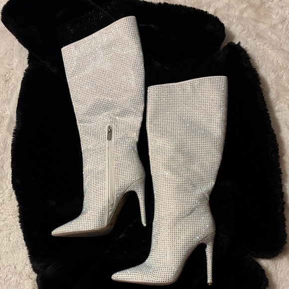 Jennifer Lopez Shoes - Jennifer Lopez Sparkling Silver Heeled Boots